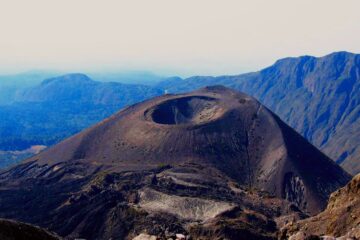 Climbing Mount Meru 4 Days Affordable Prices & Itinerary