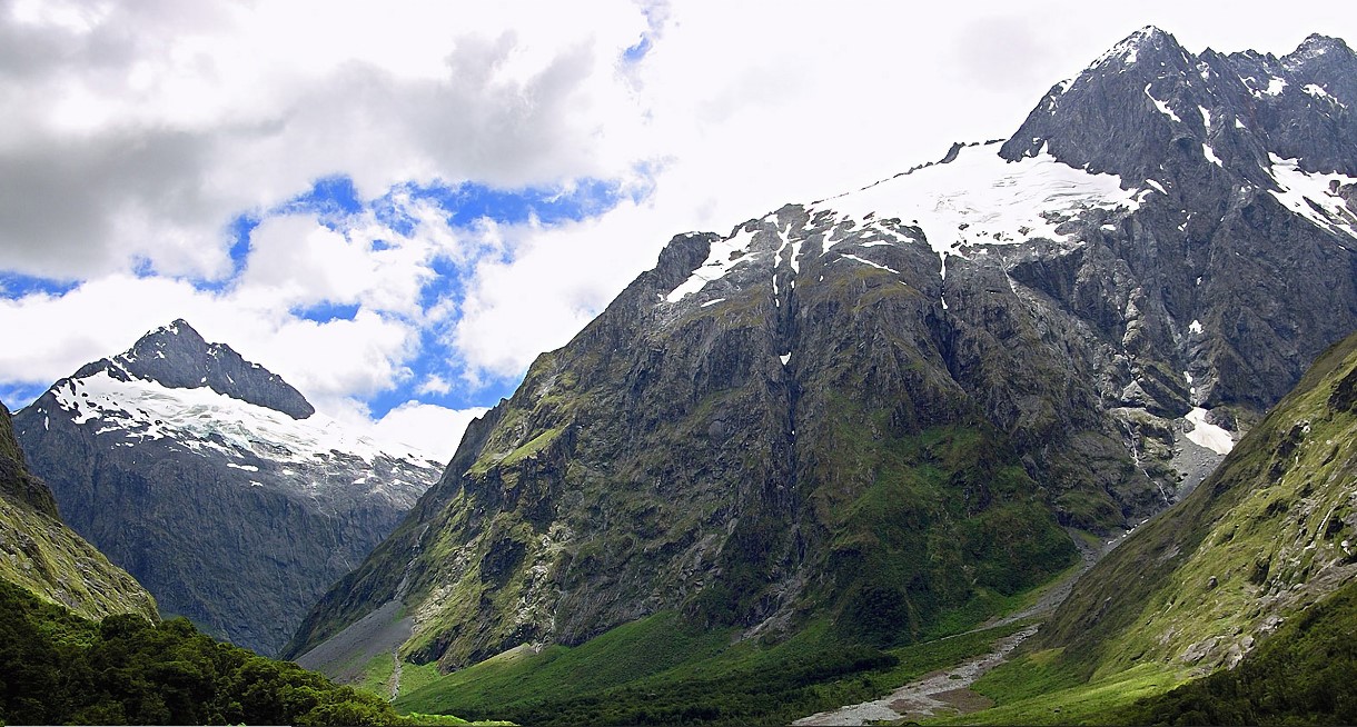 Rwenzori Mountains Uganda & DRC