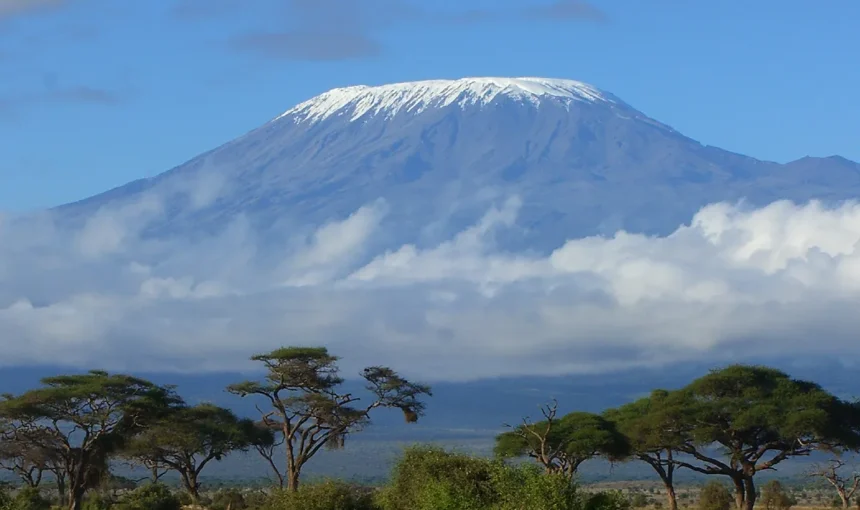 Best month for clear views on Kilimanjaro