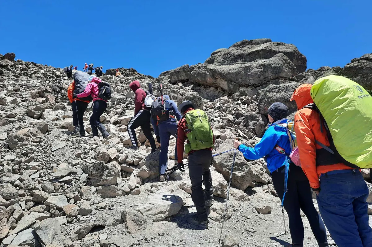 Fast vs slow Kilimanjaro climb