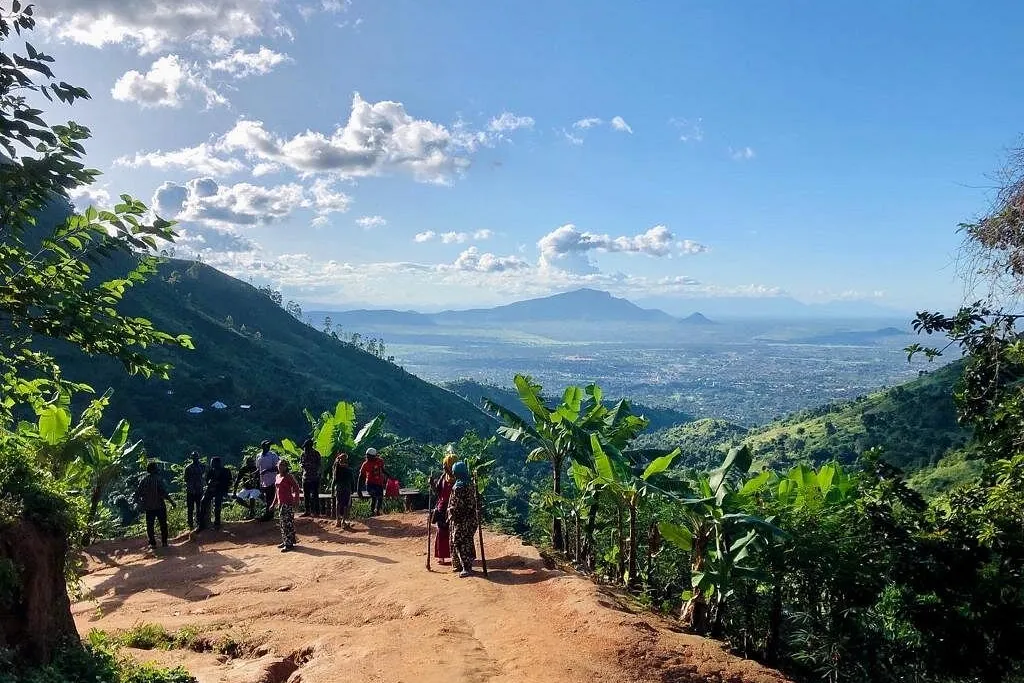 2 Days / 1 Night – Uluguru Mountains Forest and village trekking route