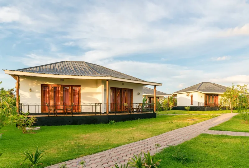 Moyoni Airport Lodge